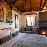 Guest house 4 Seasons Premium & Massage Treatments 3*