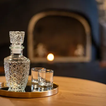 4 Seasons Premium & Massage Treatments 3*