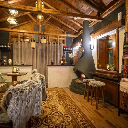 Pensión 4 Seasons Premium & Massage Treatments Agios Athanasios (Pella)