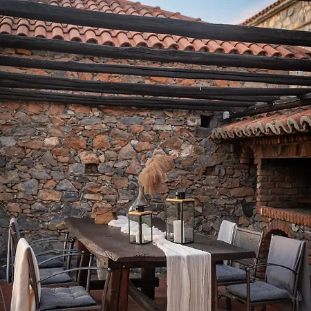 4 Seasons Premium * Παλαιός Άγιος Αθανάσιος