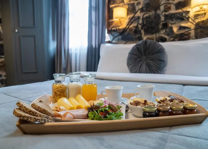 4 Seasons Premium & Massage Treatments Pensión