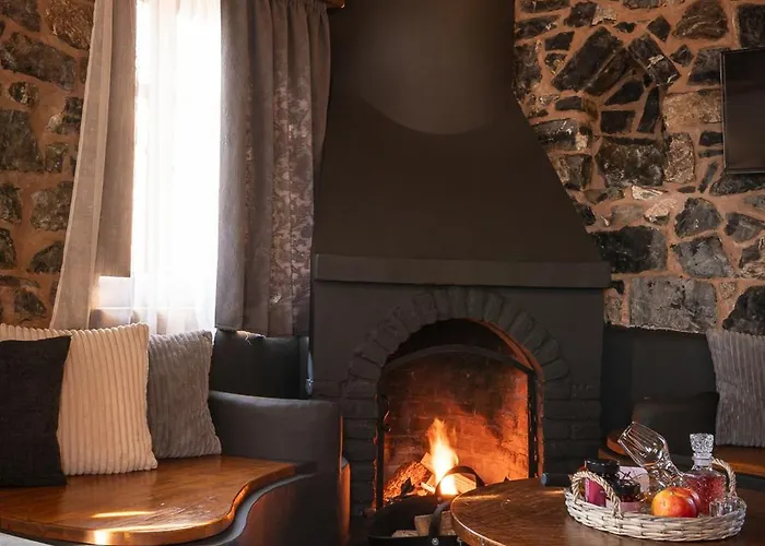 4 Seasons Premium & Massage Treatments 3*