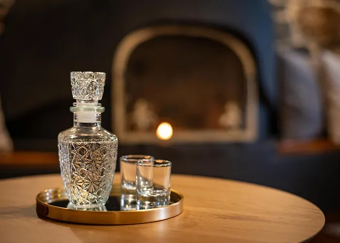 4 Seasons Premium & Massage Treatments 3*