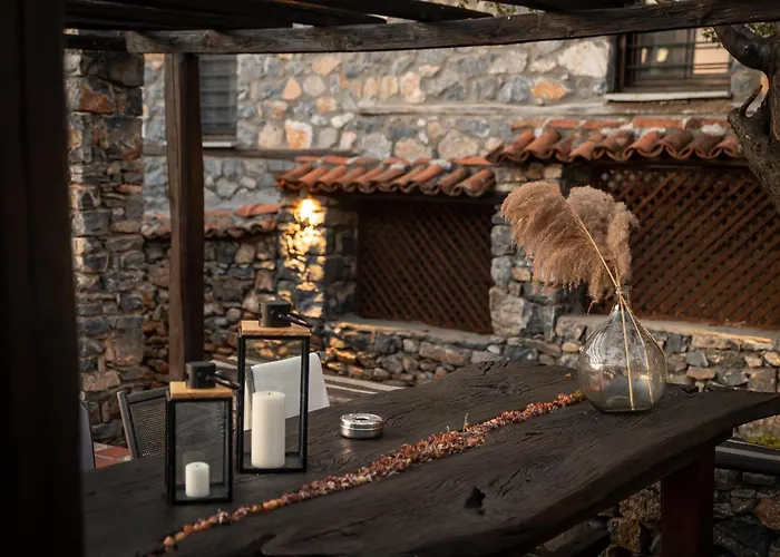 Pensión 4 Seasons Premium & Massage Treatments Agios Athanasios (Pella)