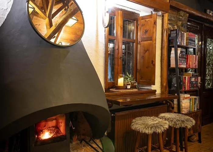 4 Seasons Premium & Massage Treatments 3*